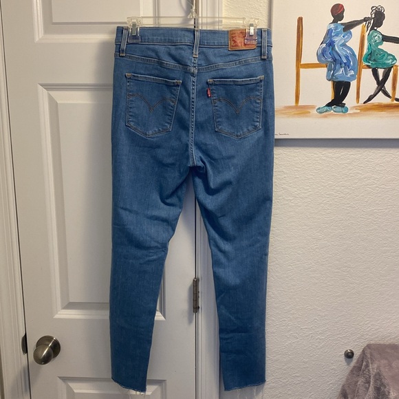 NWOT Levi’s super skinny distressed jeans - Picture 5 of 6